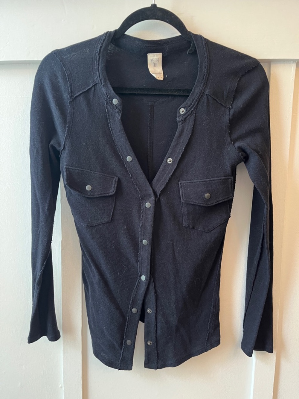 WE THE FREE - BLK KNIT TOP XS